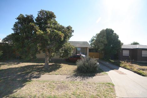 5 Gayundah Cres, O'Sullivan Beach, SA 5166