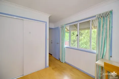 Property photo of 72 Dell Road St Lucia QLD 4067