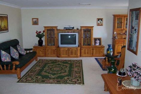 Property photo of 37 Clydebank Crescent Glen Alpine NSW 2560