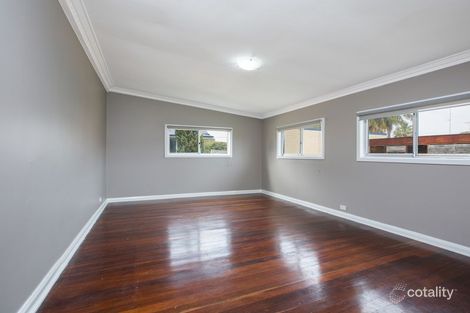 Property photo of 11 Hillcrest Avenue South Bunbury WA 6230