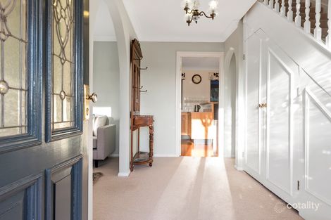 Property photo of 12 Silver Crescent Westleigh NSW 2120