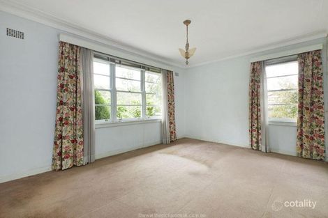 Property photo of 16 Narelle Avenue Pymble NSW 2073