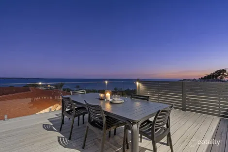 Property photo of 4 Dylan Court Sandstone Point QLD 4511