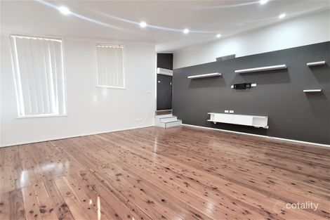 Property photo of 37 Guise Road Bradbury NSW 2560