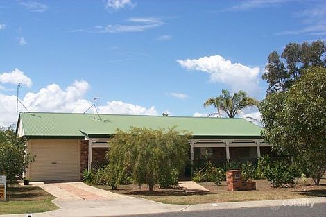 70 Drummond St, Urangan, QLD 4655
