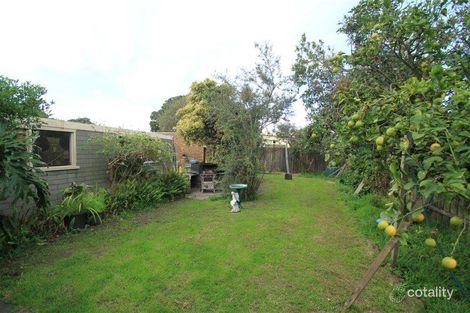 Property photo of 137 Railway Parade Seaford VIC 3198