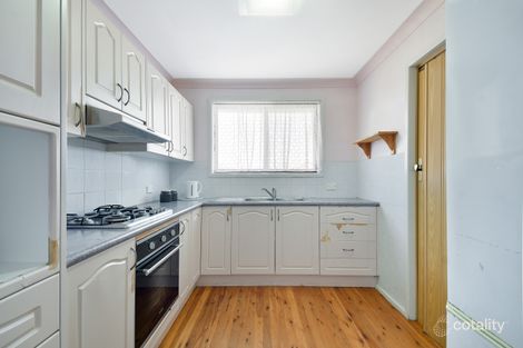 Property photo of 19 Campbell Close Minto NSW 2566
