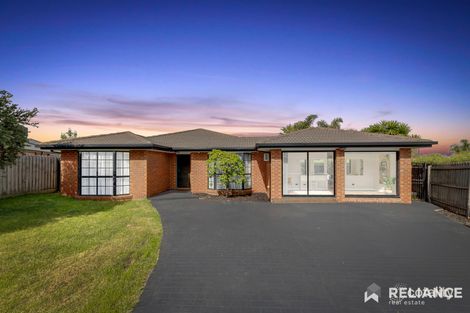 Property photo of 10 Albany Court Taylors Lakes VIC 3038