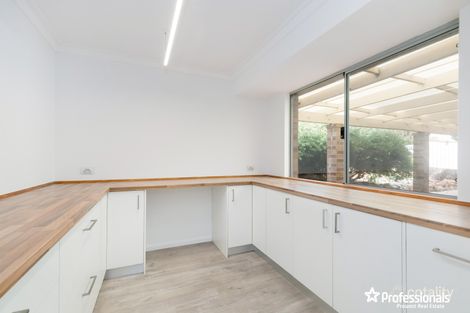 Property photo of 19 Lenhay Court Willetton WA 6155