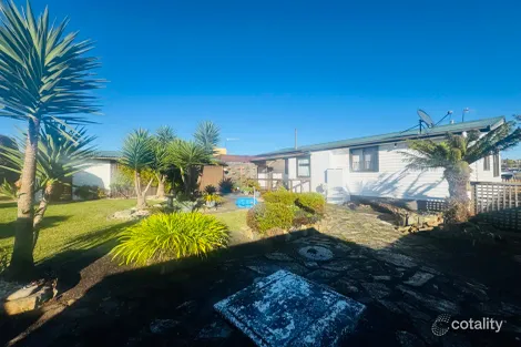 Property photo of 52 Arthur Street Somerset TAS 7322