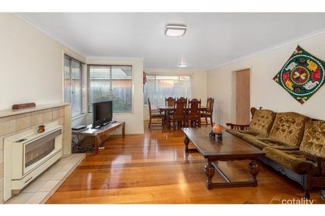 Property photo of 24 Risdon Drive Notting Hill VIC 3168