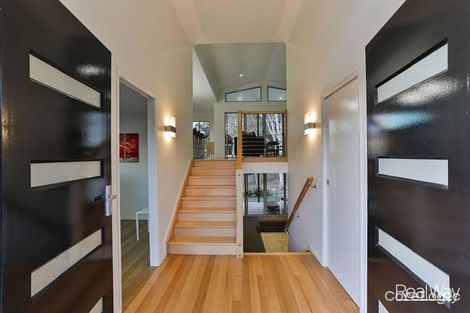 Property photo of 3 Skye Court Prince Henry Heights QLD 4350