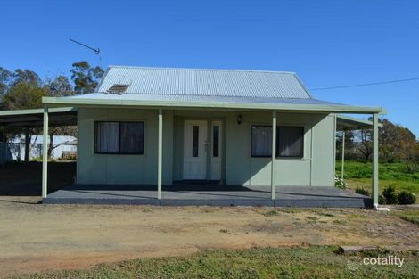 90 Gallipoli St, Temora, NSW 2666