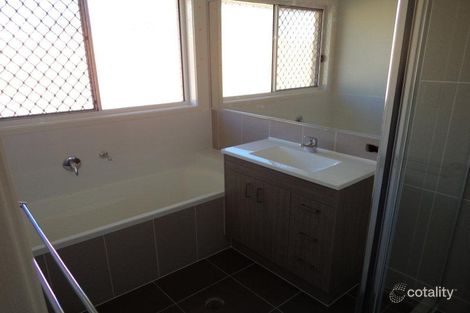 Property photo of 87 Sarah Drive Yamanto QLD 4305