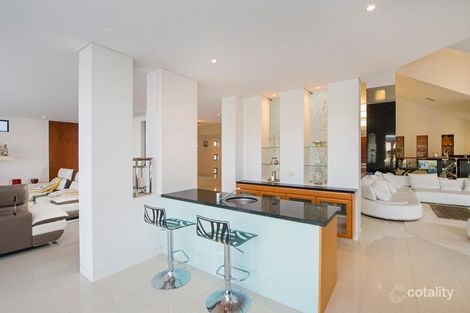 Property photo of 7 The Sovereign Mile Paradise Point QLD 4216