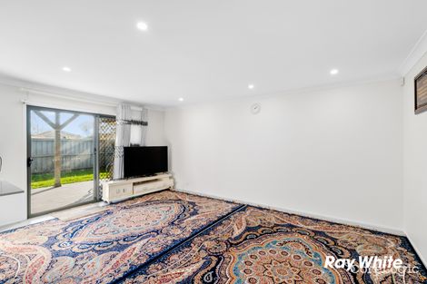 6 Lilydale Dr, Woodcroft, NSW 2767