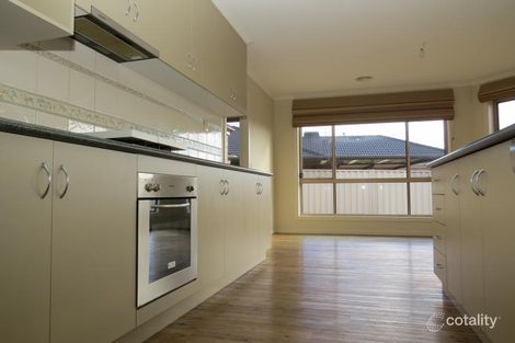 32 Canadian Cres, Canadian, VIC 3350