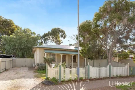 35 Birdbush St, Elizabeth North, SA 5113