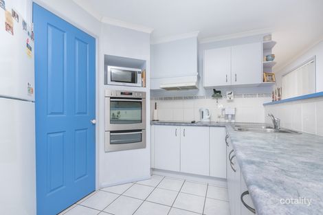 Property photo of 4 Trevally Place Sandstone Point QLD 4511