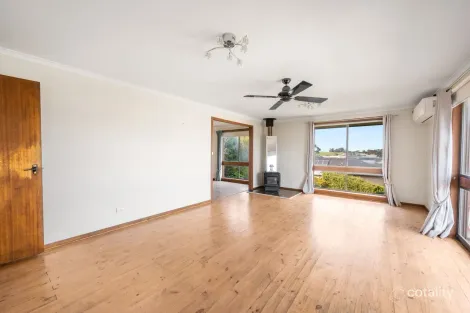 Property photo of 8 Sinclair Street Mount Gambier SA 5290