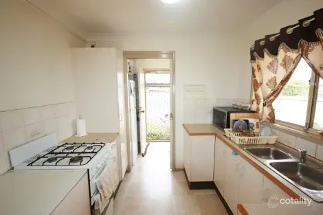 Property photo of 29 Hydrangea Place Macquarie Fields NSW 2564