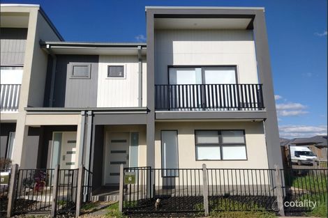 2 STROLL LANE, FRASER RISE, VIC 3336