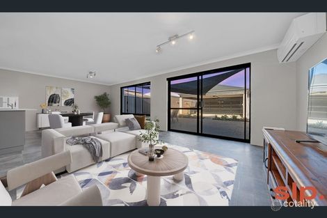 Property photo of 50 Bauer Circle Banksia Grove WA 6031