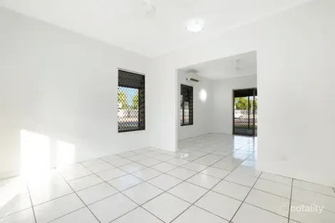 Property photo of 13 Brolga Street Wulagi NT 0812