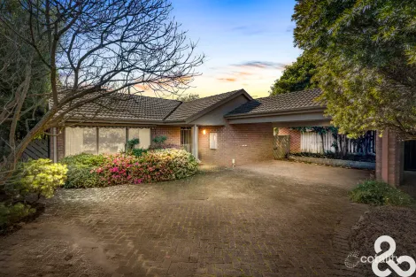 59 Mclaughlin Cres, Mill Park, VIC 3082