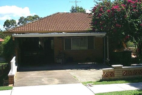 16 Billington St, Labrador, QLD 4215