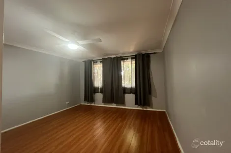 Property photo of 55 Campbellfield Avenue Bradbury NSW 2560