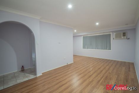 Property photo of 2/4 Woodvale Close Plumpton NSW 2761