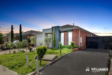 Property photo of 4 Phila Place Brookfield VIC 3338