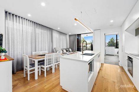 Property photo of 209/110-112 Frank Street Labrador QLD 4215