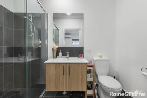 Property photo of 2/36 Rawmarsh Street Farley NSW 2320