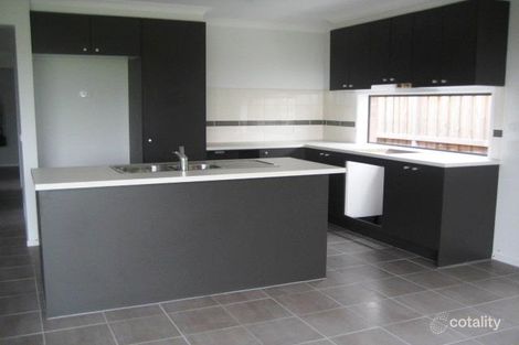 Property photo of 68 Silverwattle Drive Lyndhurst VIC 3975