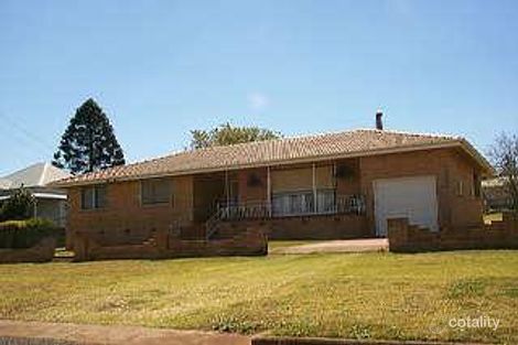 39 Rhyde St, Mount Lofty, QLD 4350