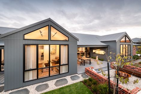 4889 Huxley Dr, The Vines, WA 6069