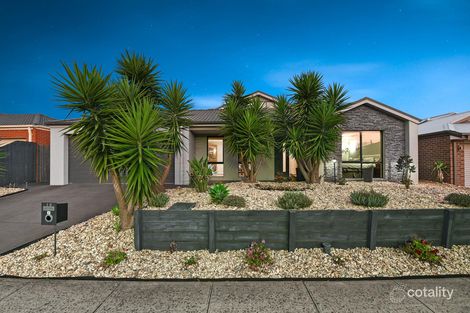 Property photo of 18 Broadstone Way Cranbourne VIC 3977