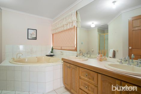 Property photo of 7 Derrick Close Aspendale Gardens VIC 3195