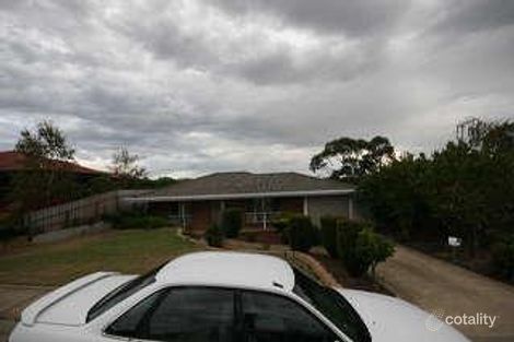 8 Barnes Cres, Woodcroft, SA 5162
