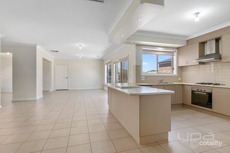 Property photo of 131 Dalray Crescent Kurunjang VIC 3337