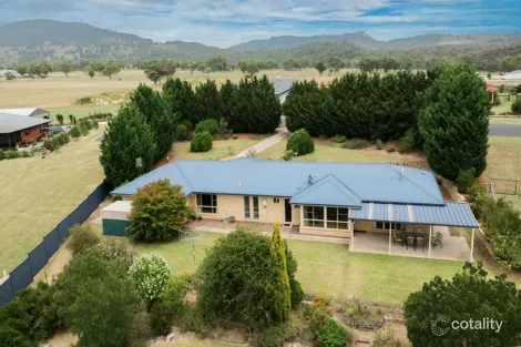 Property photo of 41 Parkes Drive Tenterfield NSW 2372