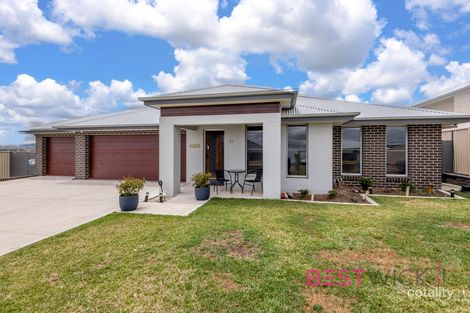 Property photo of 19 Ignatius Place Kelso NSW 2795