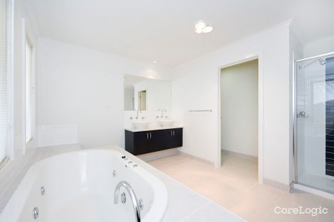 Property photo of 8 Banning Court Point Cook VIC 3030