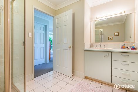 Property photo of 14 Wombat Place Doolandella QLD 4077