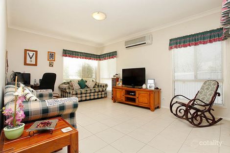 Property photo of 28 Bellerive Close West Hoxton NSW 2171