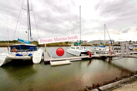 Property photo of 5 Harbour Rise Hope Island QLD 4212