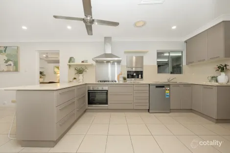 Property photo of 1588 Riverway Drive Kelso QLD 4815