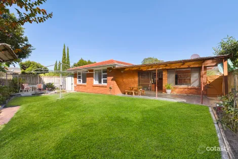 Property photo of 30 Kalora Avenue Dee Why NSW 2099